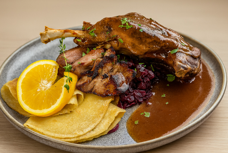 Reštaurácia / Reštaurácia Reštaurácia / Reštaurácia