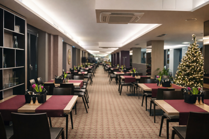 Reštaurácia / Reštaurácia Reštaurácia / Reštaurácia